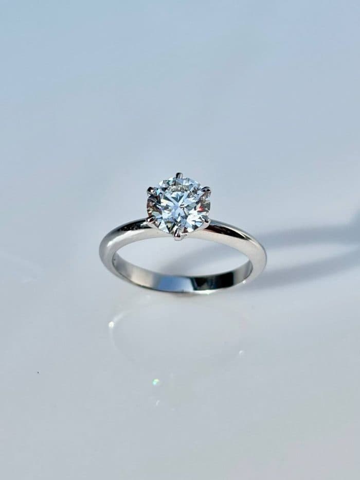 Каблучка з білого золота з діамантом 1.40 ct