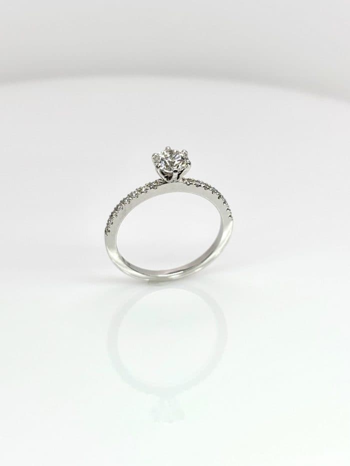 Каблучка з білого золота з діамантом 0.5 ct