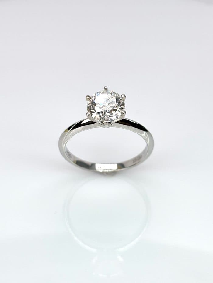 Каблучка з білого золота з діамантом 1.80 ct